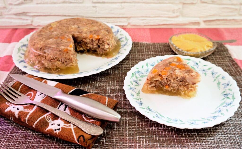 Диетолог раскрыл секреты приготовления полезного холодца