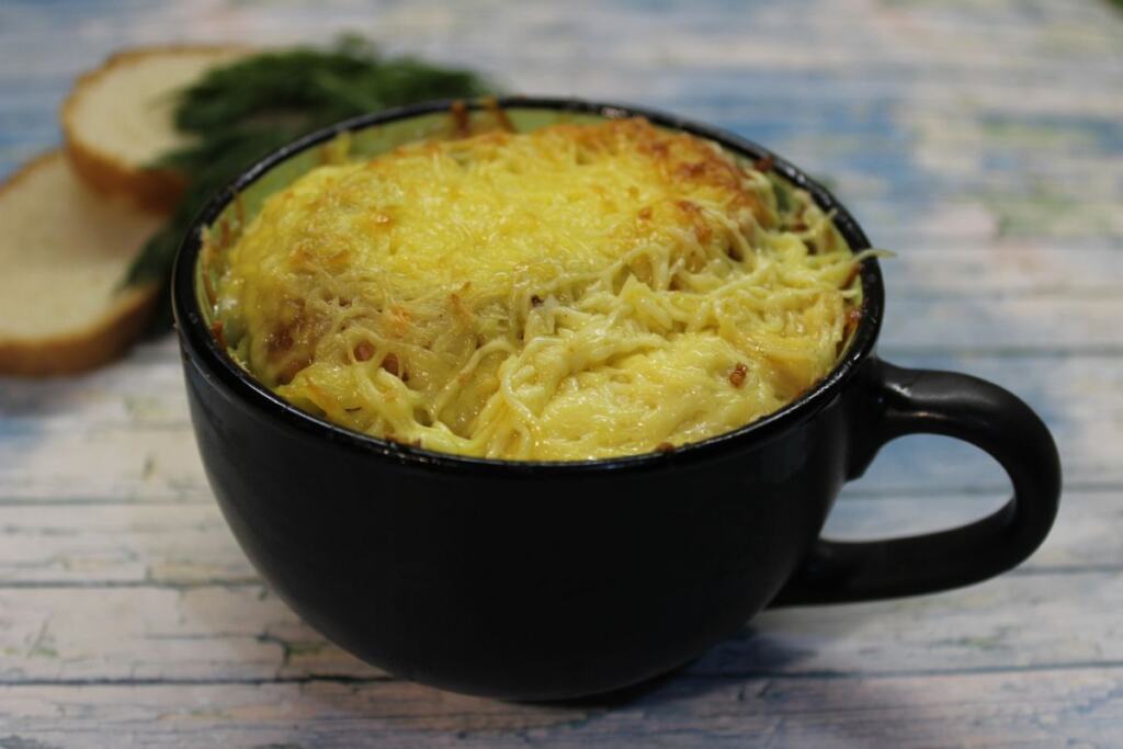 Простой рецепт лукового супа от бренд-шефа