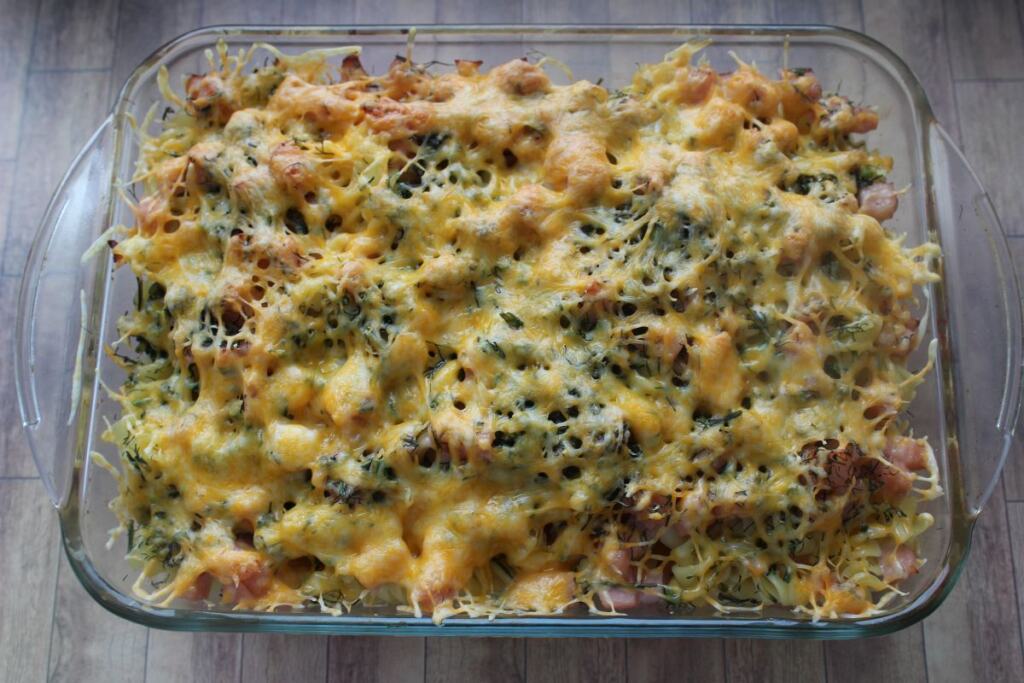 Запеканка из макарон по-флотски с яйцом